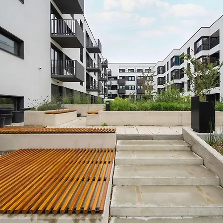 Lipinskiego 16 Komfortowy Z Parkingiem By Renters Apartment